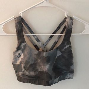 lululemon sports bra
